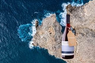 Vicentino Pinot Noir Naked: o novo tinto da Costa Vicentina